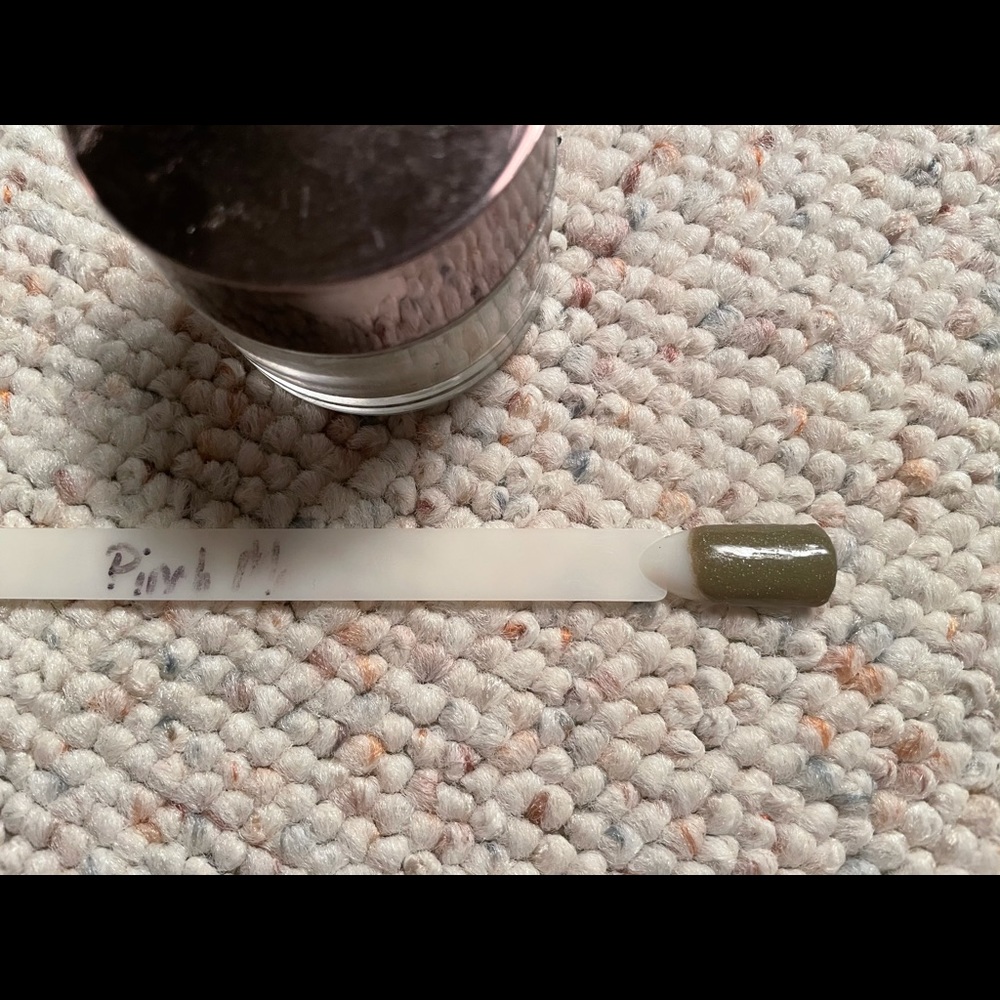 Nail Dip Powder- 12 Jars!! - Picture 4 of 5